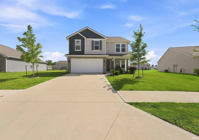 Photo 2 of Sale Pending at 11455 Cedarmont Dr, Fort Wayne, IN 46818 | MLS# 202628954 | Listing updated on 2026-09-02
