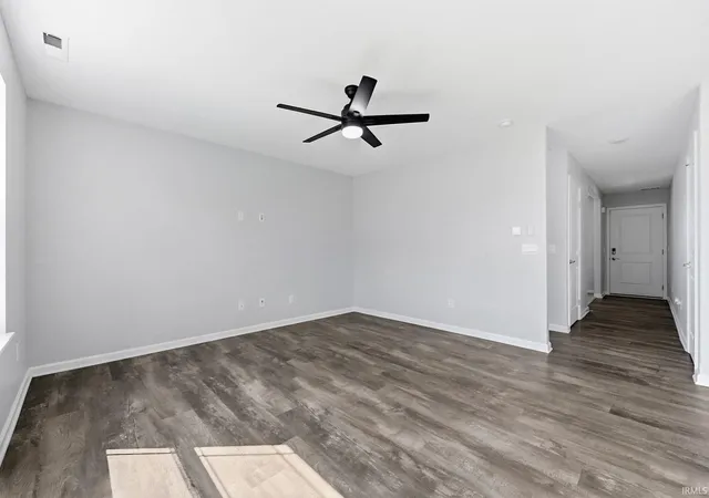 Photo 4 of Sale Pending at 11455 Cedarmont Dr, Fort Wayne, IN 46818 | MLS# 202628954 | Listing updated on 2026-09-02