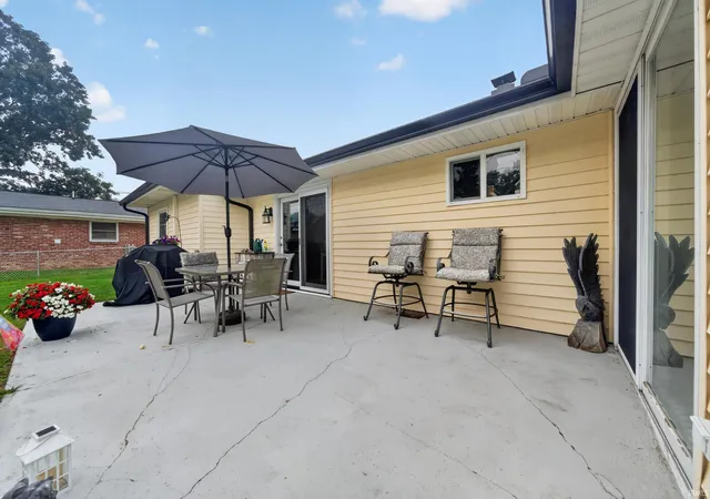 Photo 4 of Sale Pending at 1810 W Wilno Dr, Marion, IN 46952 | MLS# 202628969 | Listing updated on 2026-07-23