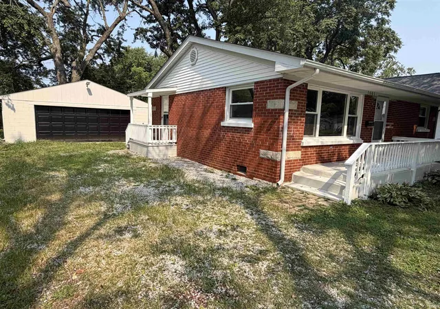 Photo 3 of Manufactured home for sale at 1661 Jeanette Ave, Evansville, IN 47714 | MLS# 202628973 | Listing updated on 2026-09-04