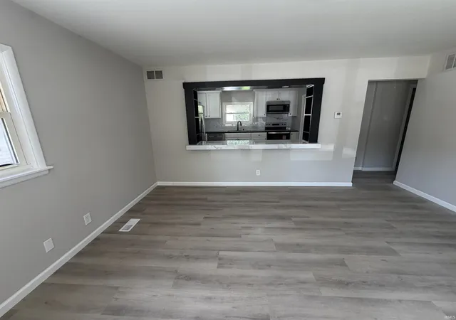 Photo 5 of Manufactured home for sale at 1661 Jeanette Ave, Evansville, IN 47714 | MLS# 202628973 | Listing updated on 2026-09-04