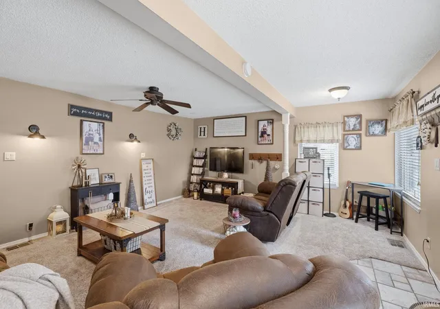 Photo 3 of Sale Pending at 623 Short St, Oakland City, IN 47660 | MLS# 202628976 | Listing updated on 2026-07-19
