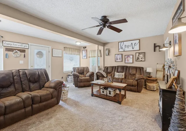 Photo 4 of Sale Pending at 623 Short St, Oakland City, IN 47660 | MLS# 202628976 | Listing updated on 2026-07-19