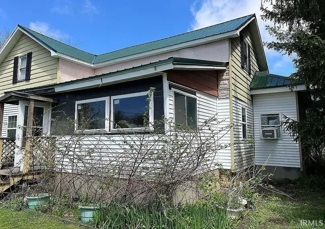 Photo 4 of Sale Pending at 124 W Orange St, Cromwell, IN 46732 | MLS# 202628982 | Listing updated on 2026-07-22