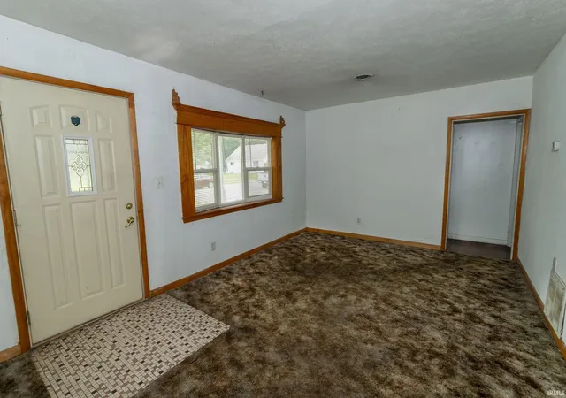 Photo 2 of Manufactured home for sale at 1514 Maplehurst Ave, Mishawaka, IN 46545 | MLS# 202628983 | Listing updated on 2026-09-29