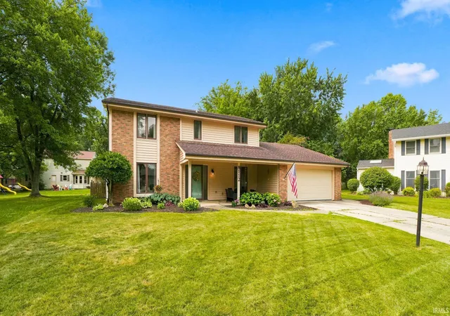 Photo 3 of Sale Pending at 8112 Tewksbury Ct, Fort Wayne, IN 46835 | MLS# 202628991 | Listing updated on 2026-09-19