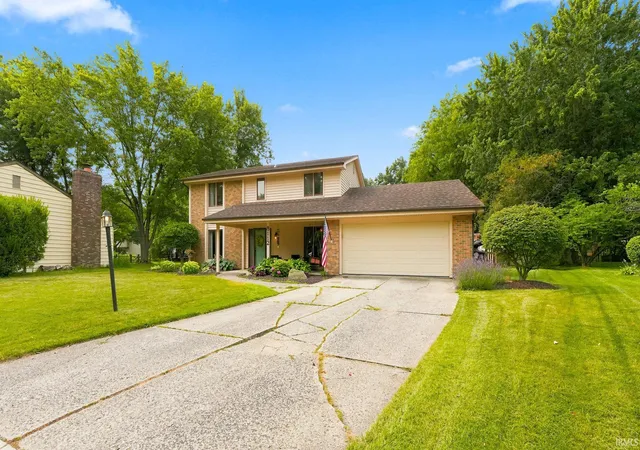 Photo 4 of Sale Pending at 8112 Tewksbury Ct, Fort Wayne, IN 46835 | MLS# 202628991 | Listing updated on 2026-09-19