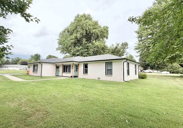 Photo 2 of Manufactured home for sale at 800 Upland Dr, Logansport, IN 46947 | MLS# 202628995 | Listing updated on 2026-09-06