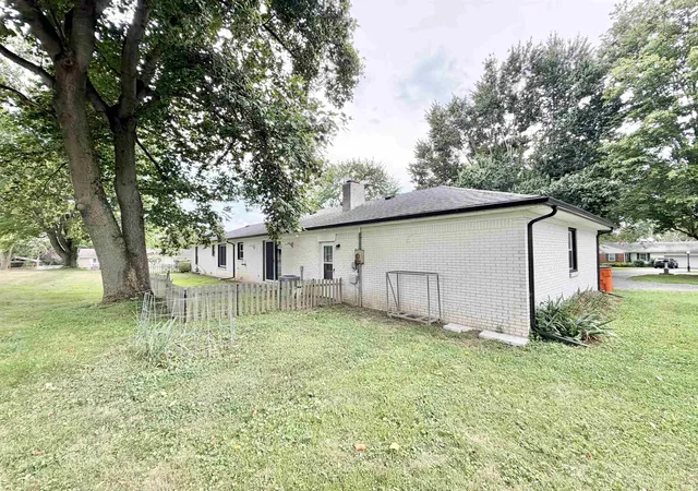 Photo 4 of Manufactured home for sale at 800 Upland Dr, Logansport, IN 46947 | MLS# 202628995 | Listing updated on 2026-09-06