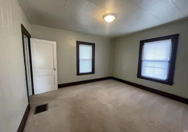Photo 3 of Manufactured home for sale at 913 W Markland Ave, Kokomo, IN 46901 | MLS# 202629000 | Listing updated on 2026-07-19