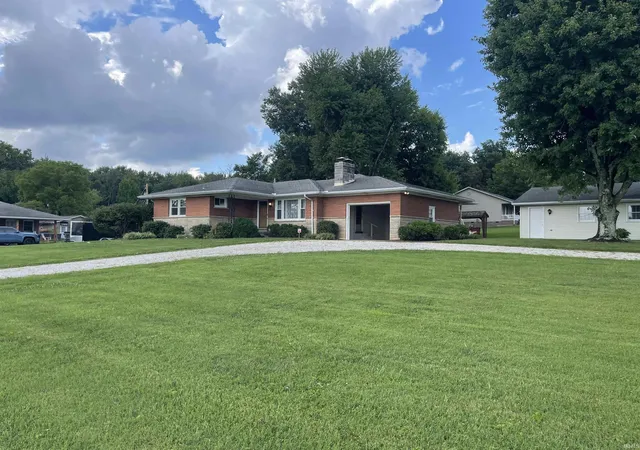 Photo 2 of Manufactured home for sale at 8600 Vann Rd, Newburgh, IN 47630 | MLS# 202629002 | Listing updated on 2026-08-30