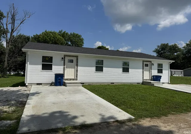 Photo 2 of Manufactured home for sale at 292 & 294 Ross St, Mitchell, IN 47446 | MLS# 202629031 | Listing updated on 2026-08-28