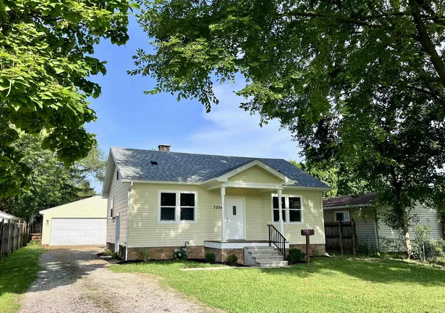 Photo 2 of Manufactured home for sale at 7204 Beaty Ave, Fort Wayne, IN 46809 | MLS# 202629032 | Listing updated on 2026-09-13