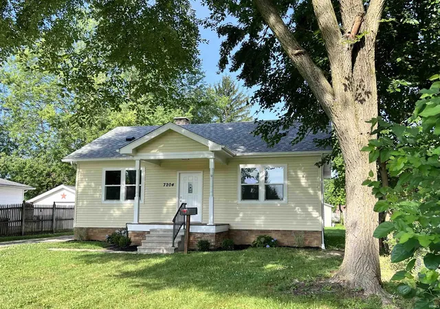 Photo 3 of Manufactured home for sale at 7204 Beaty Ave, Fort Wayne, IN 46809 | MLS# 202629032 | Listing updated on 2026-09-13