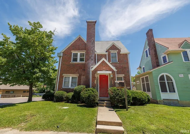 Photo 3 of Sale Pending at 401 S Highland Ave, Bloomington, IN 47401 | MLS# 202629051 | Listing updated on 2026-09-06