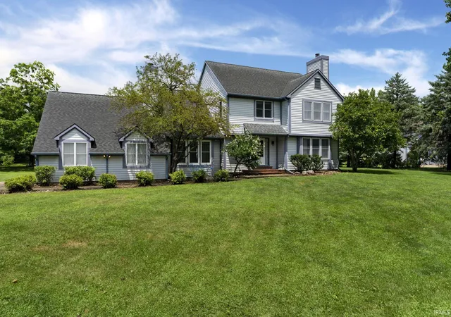 Photo 3 of Sale Pending at 40 Blackberry Ct, Lafayette, IN 47905 | MLS# 202629061 | Listing updated on 2026-09-12