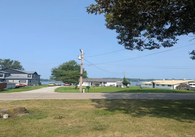 Photo 3 of Sale Pending at 9562 S 750 West Rd, Claypool, IN 46510 | MLS# 202629091 | Listing updated on 2026-09-16