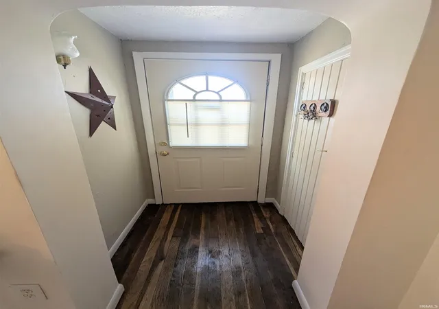 Photo 3 of Sale Pending at 9562 S 750 West Rd, Claypool, IN 46510 | MLS# 202629091 | Listing updated on 2026-09-16