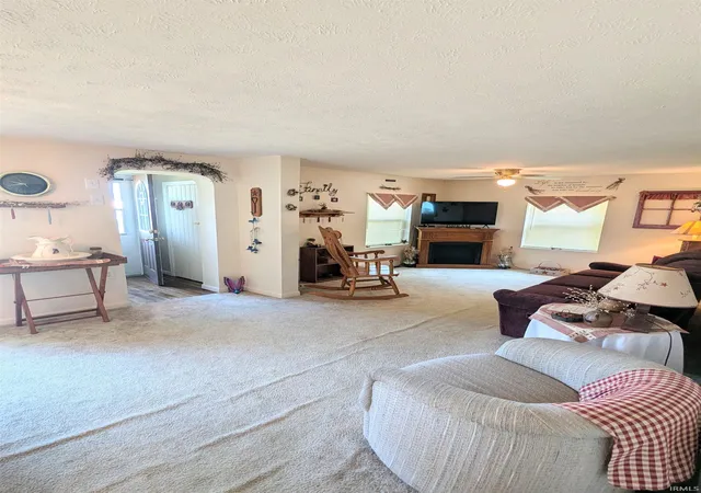 Photo 4 of Sale Pending at 9562 S 750 West Rd, Claypool, IN 46510 | MLS# 202629091 | Listing updated on 2026-09-16