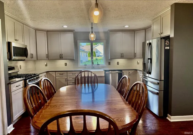 Photo 3 of Manufactured home for sale at 1633 N Royal Oaks Dr, Monticello, IN 47960 | MLS# 202629102 | Listing updated on 2026-09-18