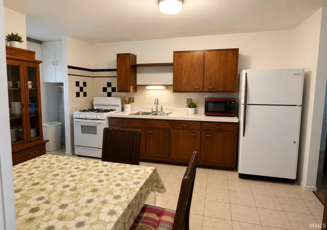 Photo 3 of Sale Pending at 315 S 35th Street, South Bend, IN 46615 | MLS# 202629113 | Listing updated on 2026-09-17