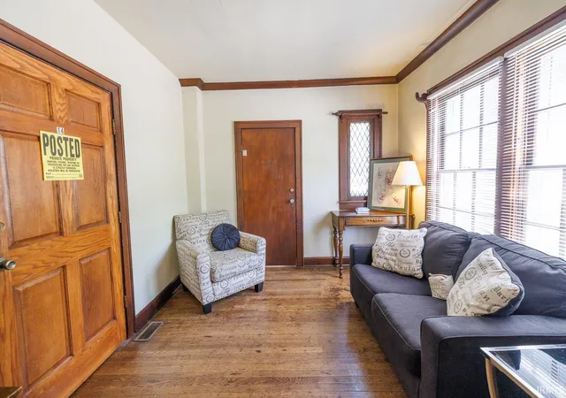 Photo 4 of Sale Pending at 1331 E Atwater Ave, Bloomington, IN 47401 | MLS# 202629125 | Listing updated on 2026-09-06