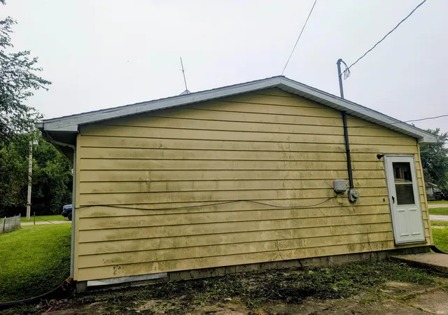 Photo 2 of Sale Pending at 724 W Jackson St, Plymouth, IN 46563 | MLS# 202629152 | Listing updated on 2026-07-30