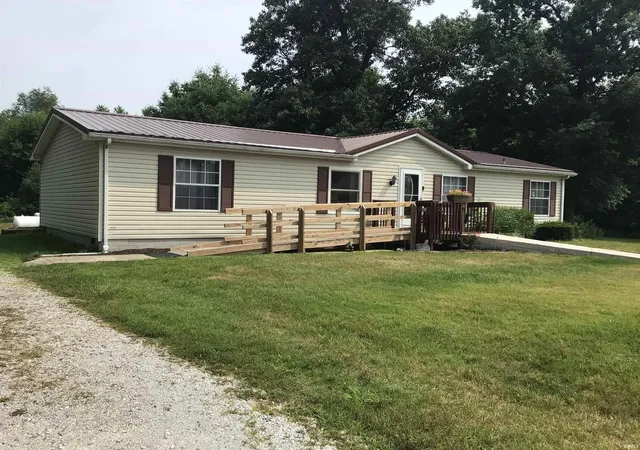 Photo 2 of Manufactured home for sale at 7242 W 200 South, Winamac, IN 46996 | MLS# 202629159 | Listing updated on 2026-09-08