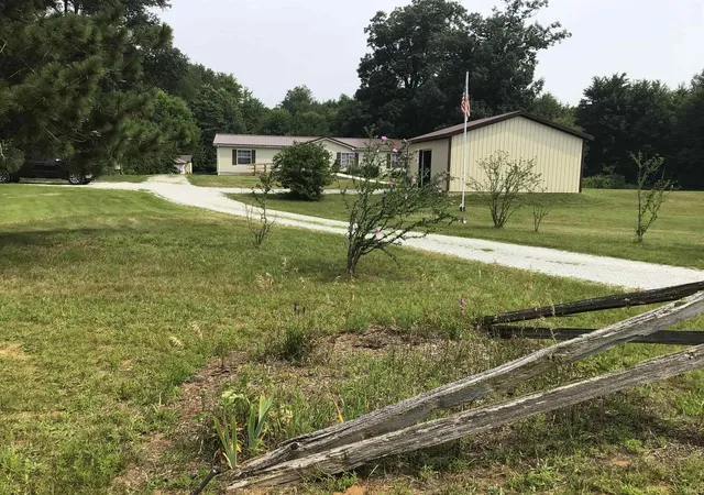 Photo 3 of Manufactured home for sale at 7242 W 200 South, Winamac, IN 46996 | MLS# 202629159 | Listing updated on 2026-09-08