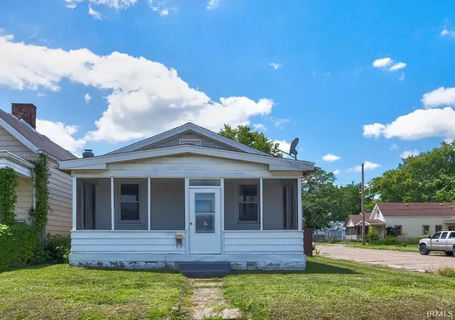 Photo 1 of Manufactured home for sale at 1220 Read St, Evansville, IN 47710 | MLS# 202629174 | Listing updated on 2026-09-14
