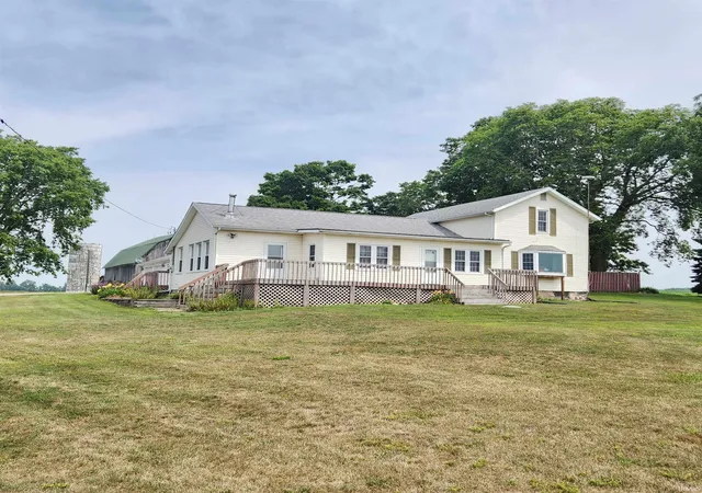 Photo 2 of Sale Pending at 11132 W 200 North, Cromwell, IN 46732 | MLS# 202629187 | Listing updated on 2026-07-22