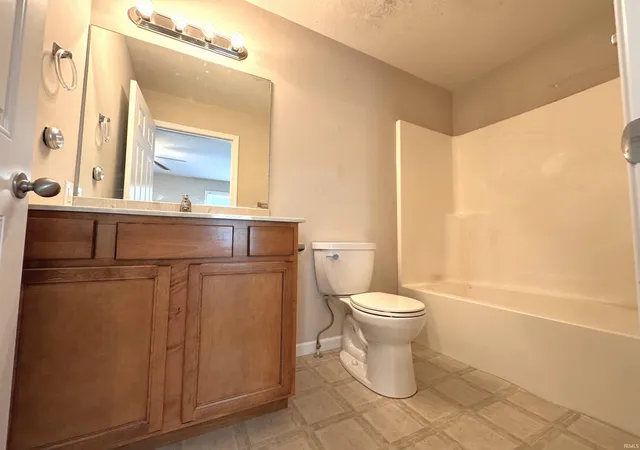 Photo 4 of Condo for sale at 2401 S Woolery Ml Dr #30, Bloomington, IN 47403 | MLS# 202629189 | Listing updated on 2026-08-04
