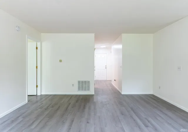 Photo 4 of Manufactured home for sale at 7823 Rocky Glen Pl, Fort Wayne, IN 46825 | MLS# 202629190 | Listing updated on 2026-09-05