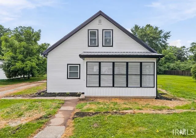 Photo 3 of Manufactured home for sale at 1201 E 30th Street, Marion, IN 46953 | MLS# 202629194 | Listing updated on 2026-09-18