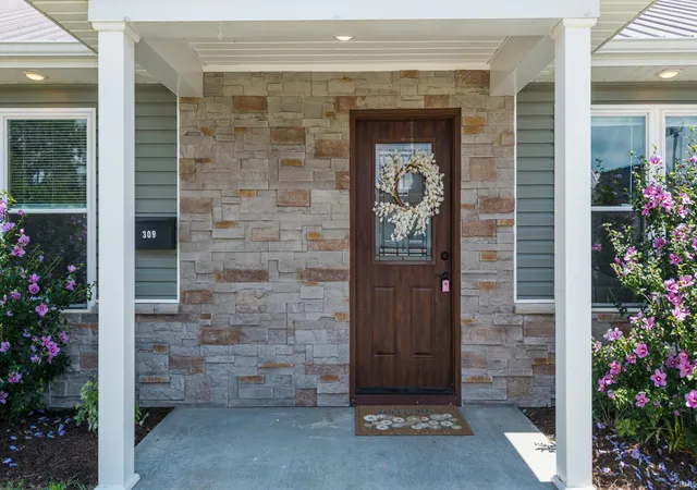 Photo 3 of Manufactured home for sale at 309 S Spring St, Odon, IN 47562 | MLS# 202629195 | Listing updated on 2026-09-10
