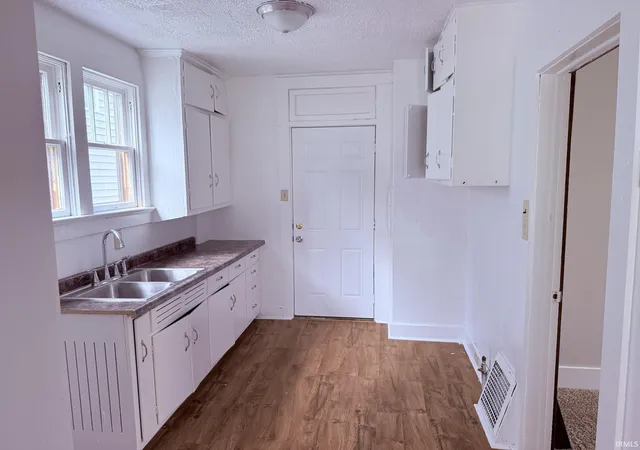 Photo 4 of Manufactured home for sale at 3222 Winter St, Fort Wayne, IN 46806 | MLS# 202629200 | Listing updated on 2026-08-27