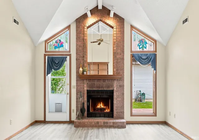 Photo 2 of Sale Pending at 1019 Woodland Springs Pl, Fort Wayne, IN 46825 | MLS# 202629206 | Listing updated on 2026-09-08