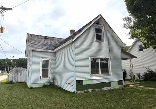 Photo 2 of Sale Pending at 310 Water St, Logansport, IN 46947 | MLS# 202629227 | Listing updated on 2026-07-25