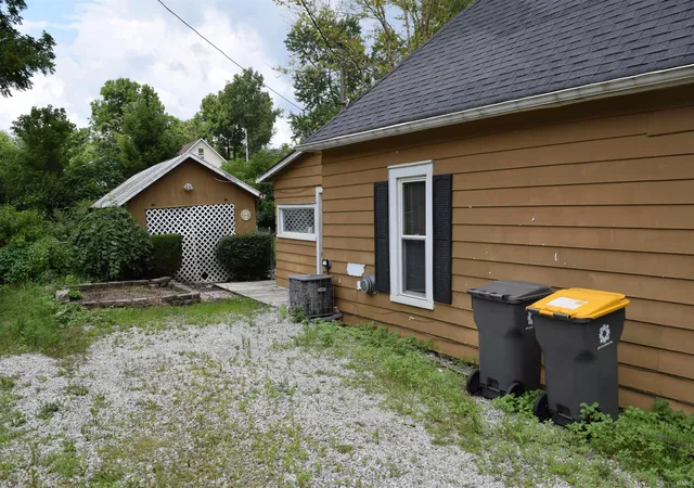 Photo 2 of Manufactured home for sale at 1520 W 7th Street, Bloomington, IN 47404 | MLS# 202629230 | Listing updated on 2026-09-01