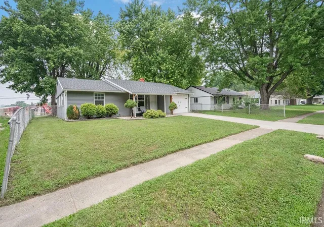 Photo 2 of Sale Pending at 1112 Wigwam Dr, Kokomo, IN 46902 | MLS# 202629240 | Listing updated on 2026-08-26