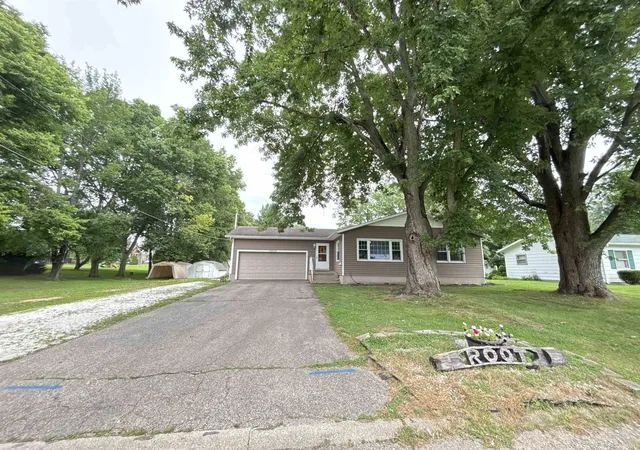 Photo 1 of Manufactured home for sale at 1018 10th Street, Covington, IN 47932 | MLS# 202629264 | Listing updated on 2026-09-22