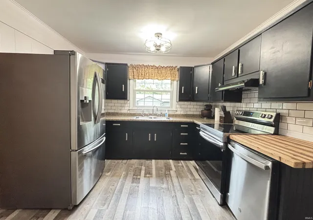 Photo 3 of Manufactured home for sale at 1018 10th Street, Covington, IN 47932 | MLS# 202629264 | Listing updated on 2026-09-22