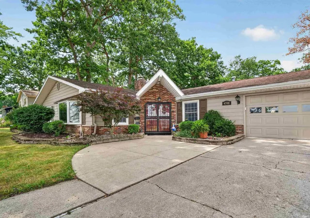 Photo 1 of Sale Pending at 4701 Fairlawn Pass, Fort Wayne, IN 46815 | MLS# 202629270 | Listing updated on 2026-09-14