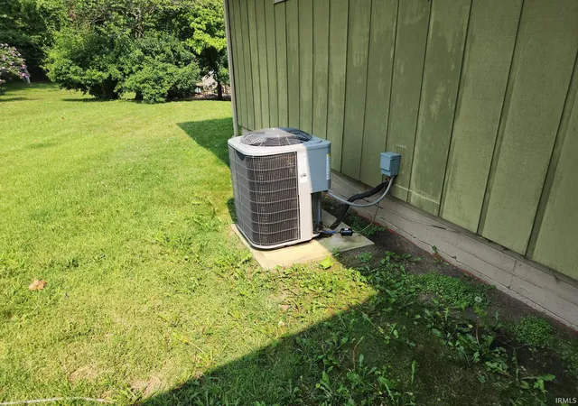 Photo 2 of Manufactured home for sale at 2110 E Westgate Dr, Logansport, IN 46947 | MLS# 202629272 | Listing updated on 2026-08-20