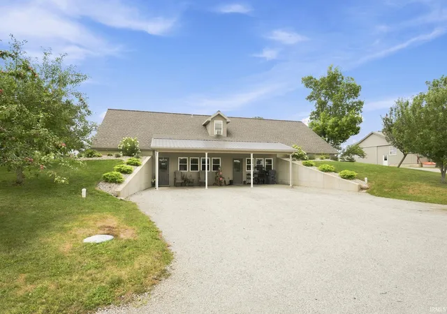 Photo 2 of Manufactured home for sale at 11579 S 700 East, Geneva, IN 46740 | MLS# 202629274 | Listing updated on 2026-08-28