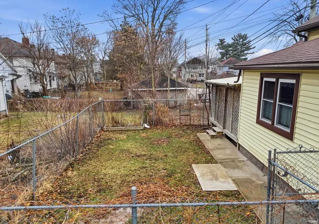 Photo 3 of Manufactured home for sale at 1117 3rd Street, Fort Wayne, IN 46808 | MLS# 202629290 | Listing updated on 2026-07-21