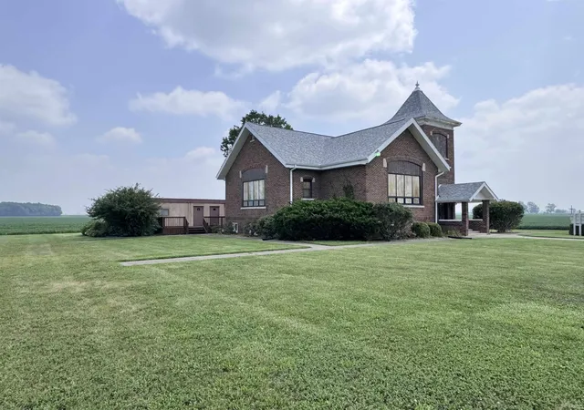 Photo 2 of Sale Pending at 3991 S Cr 200 E, Logansport, IN 46947 | MLS# 202629307 | Listing updated on 2026-07-27
