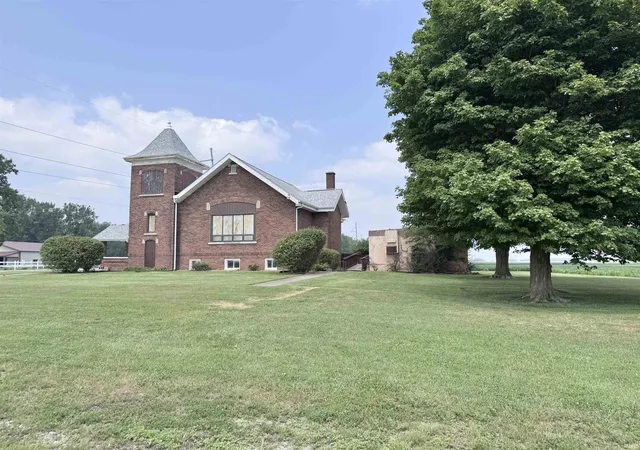 Photo 4 of Sale Pending at 3991 S Cr 200 E, Logansport, IN 46947 | MLS# 202629307 | Listing updated on 2026-07-27