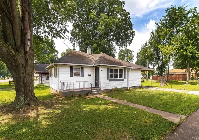 Photo 2 of Manufactured home for sale at 1137 E 2nd Street, Mount Vernon, IN 47620 | MLS# 202629308 | Listing updated on 2026-09-02