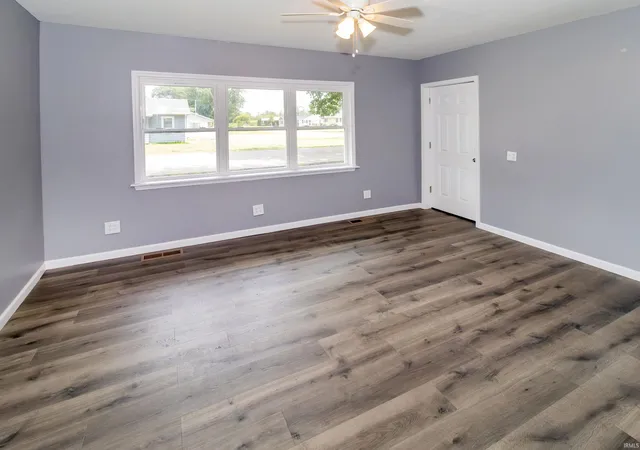 Photo 3 of Manufactured home for sale at 1137 E 2nd Street, Mount Vernon, IN 47620 | MLS# 202629308 | Listing updated on 2026-09-02